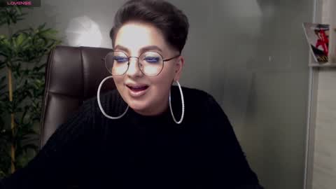 Snapshot of allyiah chatting on February 2, 2025, 1:23 am online show from February 2, 2025, 1:23 am