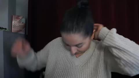 Snapshot of allyiah chatting on December 14, 2025, 6:12 pm online show from December 14, 2025, 6:12 pm