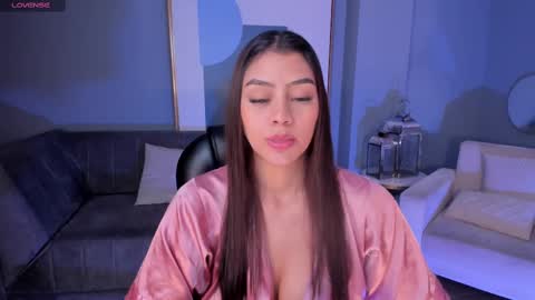 Alisson online show from March 10, 2025, 1:54 pm