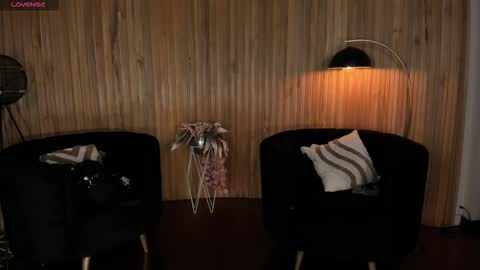 Snapshot of allyjensen chatting on February 24, 2026, 10:13 am Alisson online show from February 24, 2026, 10:13 am