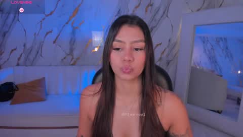 Alisson online show from July 21, 2026, 10:39 am