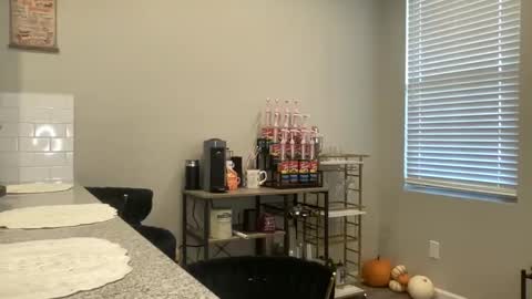 Ally Mae online show from October 28, 2025, 3:47 pm