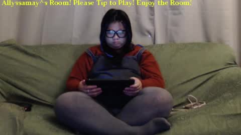 Allyssamay online show from January 14, 2025, 3:32 am