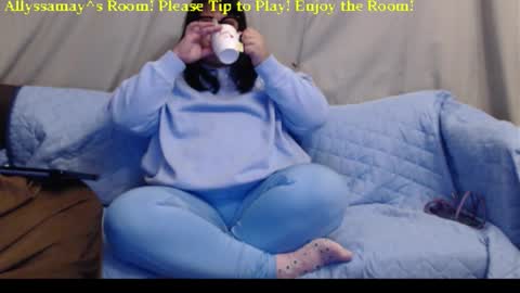 Snapshot of allyssamay chatting on February 2, 2026, 4:22 am Allyssamay online show from February 2, 2026, 4:22 am
