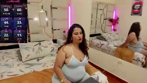 alma_alvares online show from July 15, 2026, 8:58 pm
