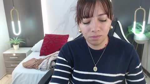 ALMA FENIX  online show from December 28, 2024, 12:24 pm