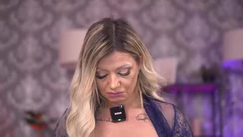 Snapshot of almavelia chatting on January 31, 2026, 10:19 pm Alma online show from January 31, 2026, 10:19 pm