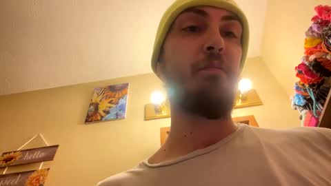Snapshot of almightyj0420 chatting on February 28, 2025, 9:01 pm almightyj0420 online show from February 28, 2025, 9:01 pm