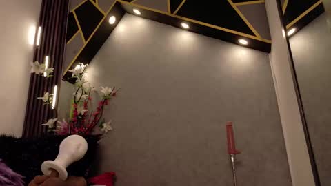 ALMMA online show from March 11, 2025, 8:42 pm