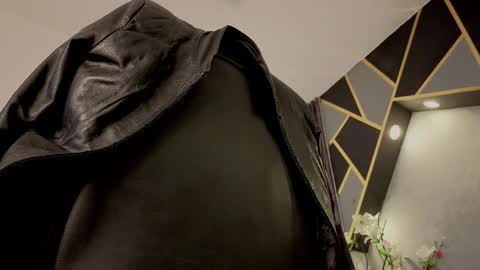 ALMMA online show from September 9, 2025, 1:54 pm