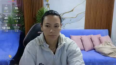 alonddra_tay online show from June 12, 2026, 11:31 am