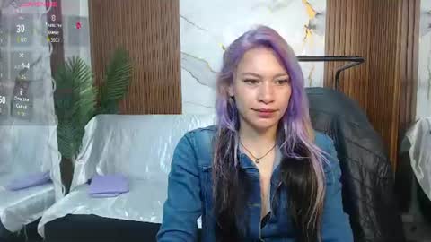 alonddra_tay online show from July 4, 2026, 11:38 am
