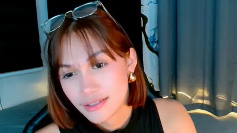 Alondra online show from June 22, 2026, 3:25 am