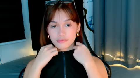 Alondra online show from July 28, 2026, 11:17 am