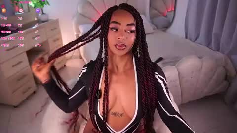 Snapshot of alondrraparrow chatting on June 20, 2026, 9:23 am Alondra online show from June 20, 2026, 9:23 am