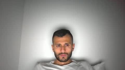 Snapshot of alonp1022 chatting on May 2, 2026, 5:12 am Alonp1022 online show from May 2, 2026, 5:12 am