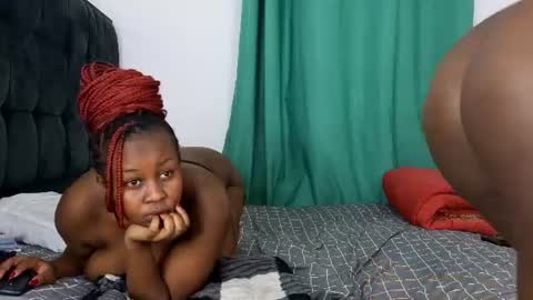 alotta_titties online show from June 26, 2026, 8:24 pm