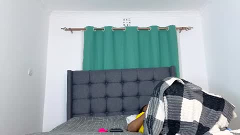 alotta_titties online show from July 11, 2026, 9:05 pm