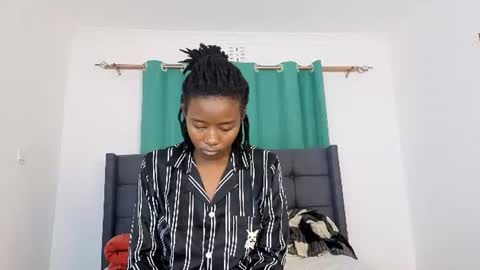 alotta_titties online show from July 19, 2026, 7:06 pm