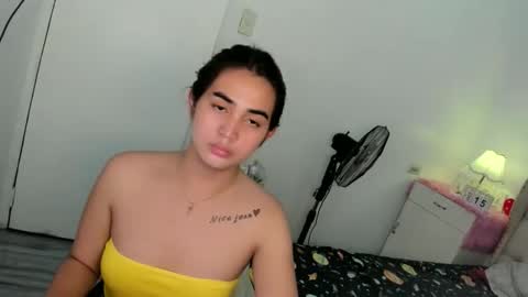 Snapshot of alovelydollnica chatting on October 15, 2025, 11:21 am alovelydollnica online show from October 15, 2025, 11:21 am