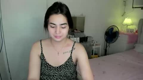 alovelydollnica online show from March 13, 2026, 12:34 pm