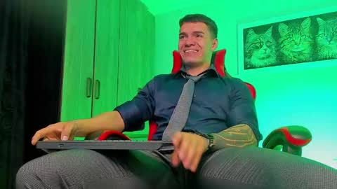 alpha_dominus_ online show from September 14, 2025, 4:00 am