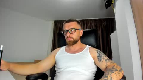 Alphaalexxx Lets reach Me 100 thumbs up online show from July 19, 2026, 5:38 pm