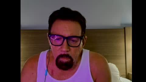 Snapshot of alphablue_wolf1295 chatting on August 3, 2026, 10:13 pm alphablue_wolf1295 online show from August 3, 2026, 10:13 pm