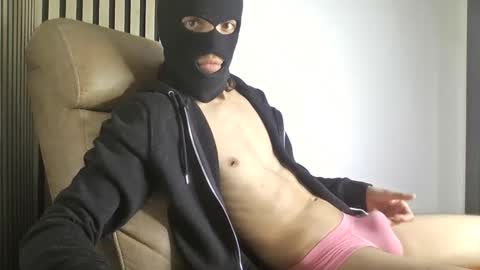 alphafindomhot online show from November 19, 2025, 12:16 pm