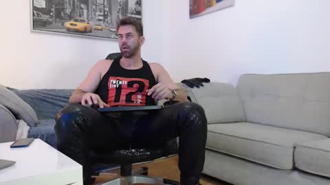 Snapshot of alphagod_luke chatting on January 8, 2025, 11:52 pm alphagod_luke online show from January 8, 2025, 11:52 pm