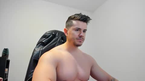 Snapshot of alphagodleatherking92 chatting on December 27, 2024, 6:57 am LeatherMaster online show from December 27, 2024, 6:57 am