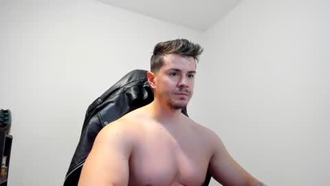 Snapshot of alphagodleatherking92 chatting on January 19, 2025, 5:58 am LeatherMaster online show from January 19, 2025, 5:58 am