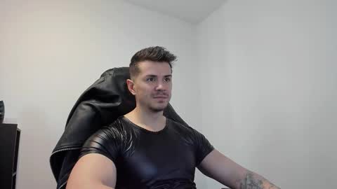 Snapshot of alphagodleatherking92 chatting on October 20, 2025, 7:20 am LeatherMaster online show from October 20, 2025, 7:20 am