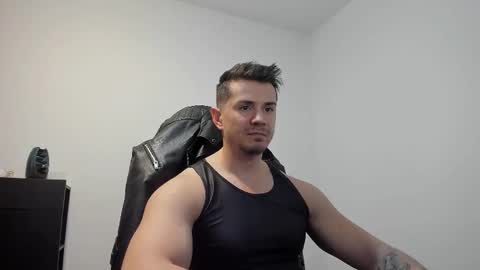 Snapshot of alphagodleatherking92 chatting on November 5, 2025, 8:25 am LeatherMaster online show from November 5, 2025, 8:25 am