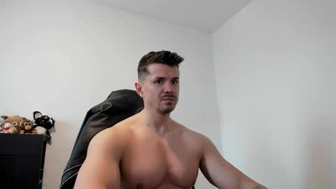 LeatherMaster online show from May 9, 2026, 7:46 am