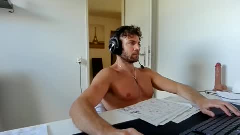 Snapshot of alphah_hunk chatting on April 21, 2026, 1:28 pm alphah_hunk online show from April 21, 2026, 1:28 pm