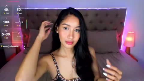 Snapshot of alphaisonline chatting on July 8, 2026, 6:34 pm sophia betterthanyourx online show from July 8, 2026, 6:34 pm
