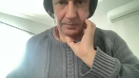 Snapshot of alphandre chatting on January 26, 2025, 7:10 am AlphAndre online show from January 26, 2025, 7:10 am