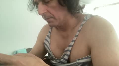 Snapshot of alphandre chatting on March 2, 2025, 2:32 pm AlphAndre online show from March 2, 2025, 2:32 pm