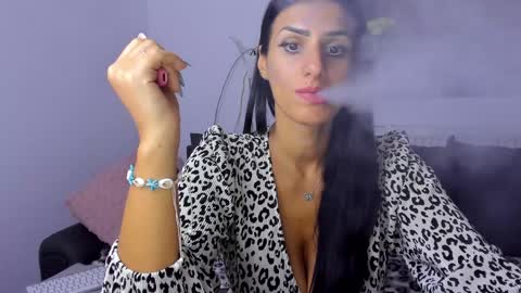 Snapshot of alphaqueenx chatting on September 18, 2025, 10:12 pm Michelle online show from September 18, 2025, 10:12 pm