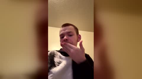 alphawolf62967 online show from April 4, 2026, 2:32 am