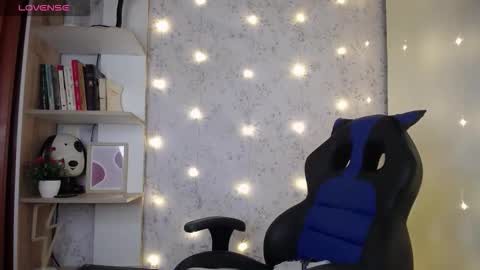 Snapshot of altair_x chatting on November 30, 2025, 7:18 pm altair_x online show from November 30, 2025, 7:18 pm