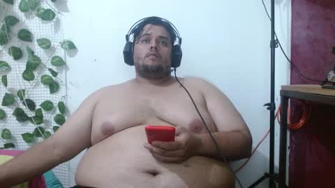 Snapshot of altairstudiosboy chatting on January 24, 2025, 2:18 am Jhosep online show from January 24, 2025, 2:18 am