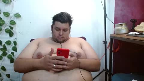 Snapshot of altairstudiosboy chatting on February 24, 2025, 11:54 am Jhosep online show from February 24, 2025, 11:54 am