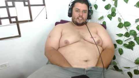 Snapshot of altairstudiosboy chatting on October 8, 2025, 3:09 pm Jhosep online show from October 8, 2025, 3:09 pm