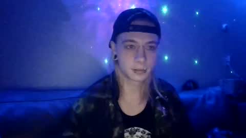 Snapshot of altboy010 chatting on December 29, 2024, 4:40 pm altboy010 online show from December 29, 2024, 4:40 pm