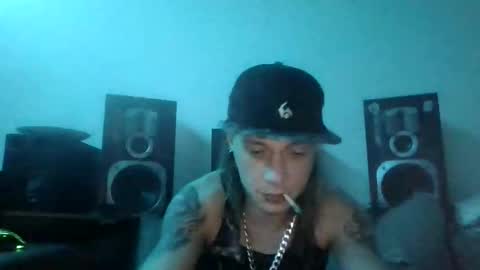 Snapshot of altboy010 chatting on November 27, 2025, 2:57 am altboy010 online show from November 27, 2025, 2:57 am