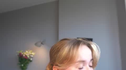 Snapshot of aluntick chatting on June 26, 2026, 2:32 pm Amelia NEXT STREAM online show from June 26, 2026, 2:32 pm