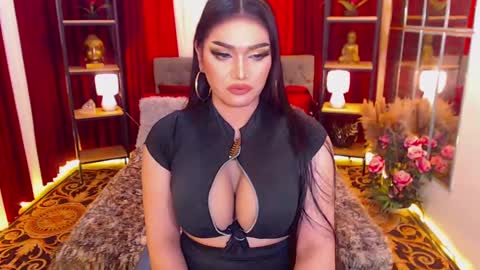 Snapshot of alurajhenson chatting on January 21, 2025, 11:34 pm Alura Jhenson online show from January 21, 2025, 11:34 pm