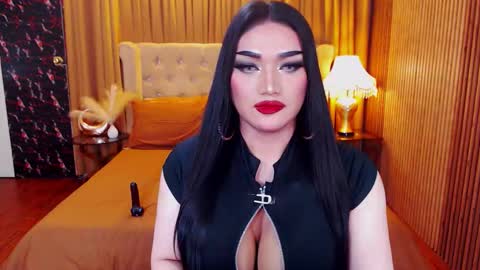 Snapshot of alurajhenson chatting on September 21, 2025, 2:35 am Alura Jhenson online show from September 21, 2025, 2:35 am